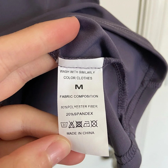 Women’s purple active shirt — medium‎ - Picture 2 of 4